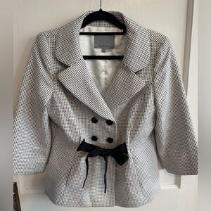 Beautiful Classiques Entier Black and White Blazer w/Bow Size Large